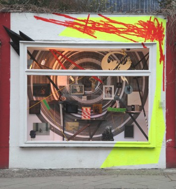 GROUP SHOW